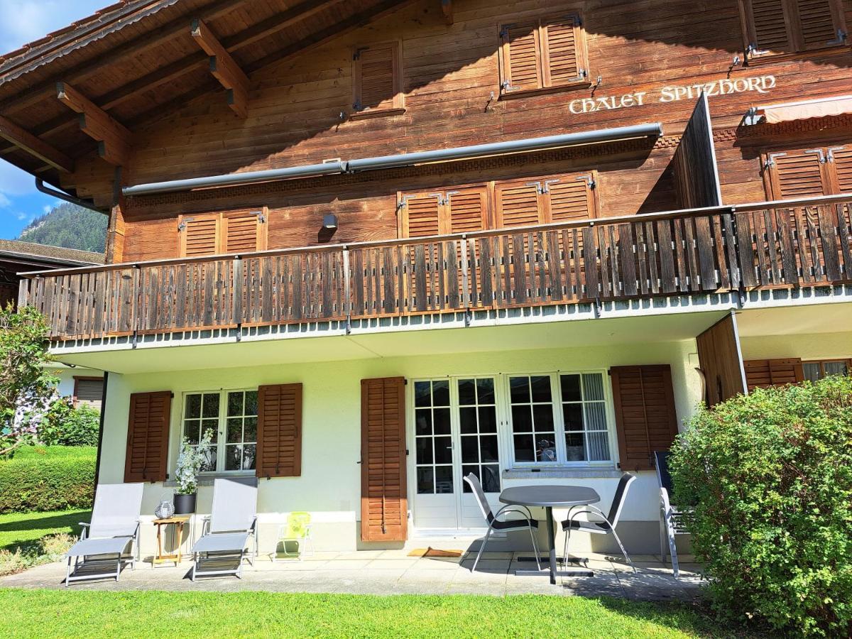 Chalet Spitzhorn - Your Peak Getaway - Private Terrasse & Gratis Parkplatz Gsteig Exterior foto